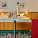 Hotel Muenchner Hof Und Blauer Turm 4*