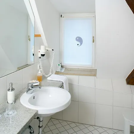 Hotel Muenchner Hof Und Blauer Turm 4*