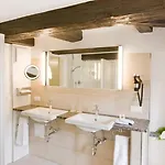 Münchner Hof Und Blauer Turm Hotel 4*